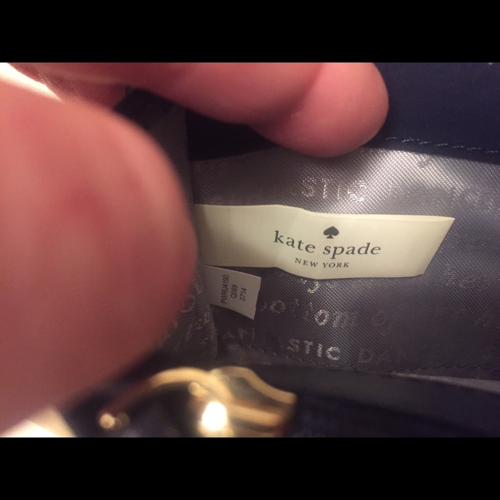 Kate Spade Cedar Street Wallet - Picture 3 of 6